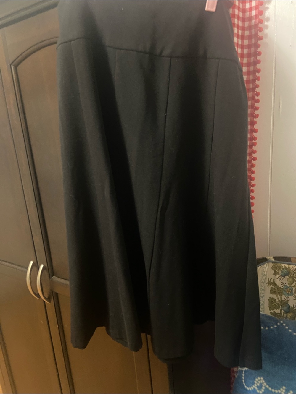 Bandolino Black A-Line Skirt - Flared Silhouette